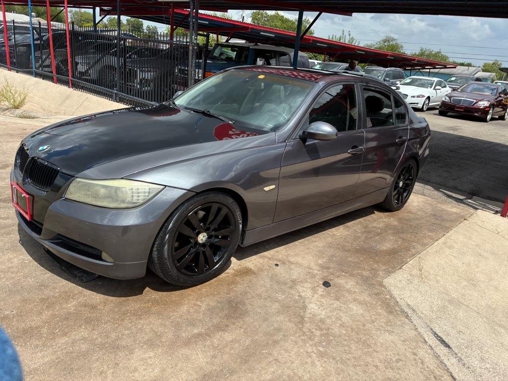 BMW 3-Series 325i Sedan 2006
