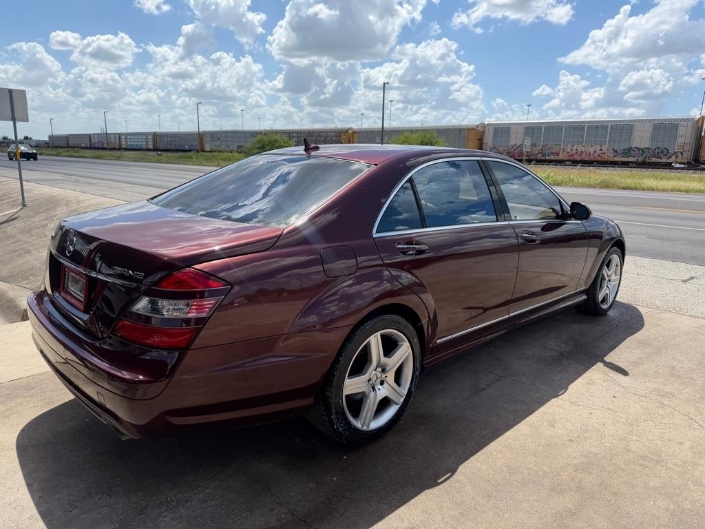 Mercedes-Benz S-Class S550 2008