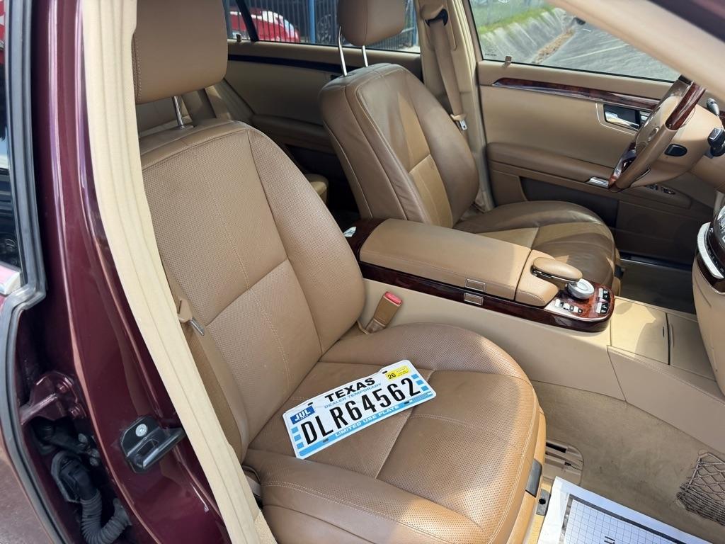 Mercedes-Benz S-Class S550 2008