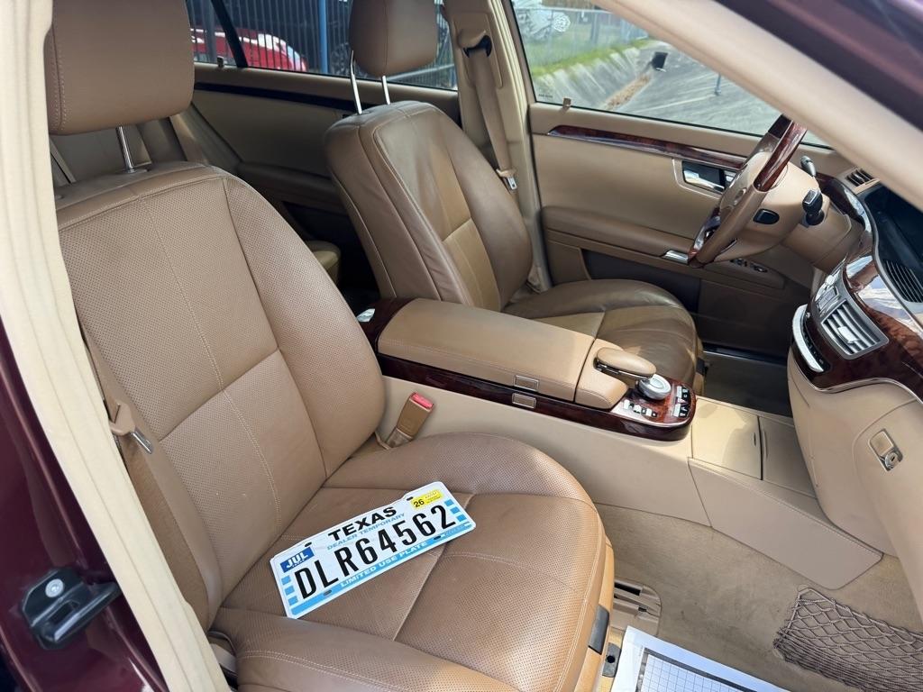 Mercedes-Benz S-Class S550 2008
