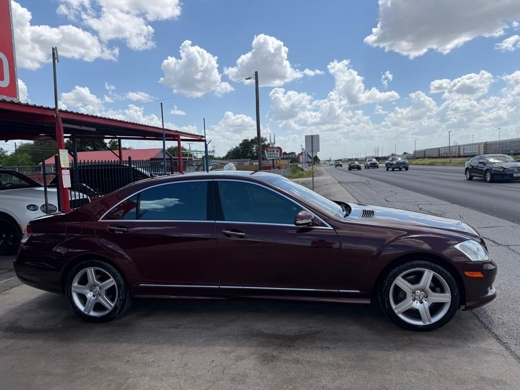 Mercedes-Benz S-Class S550 2008