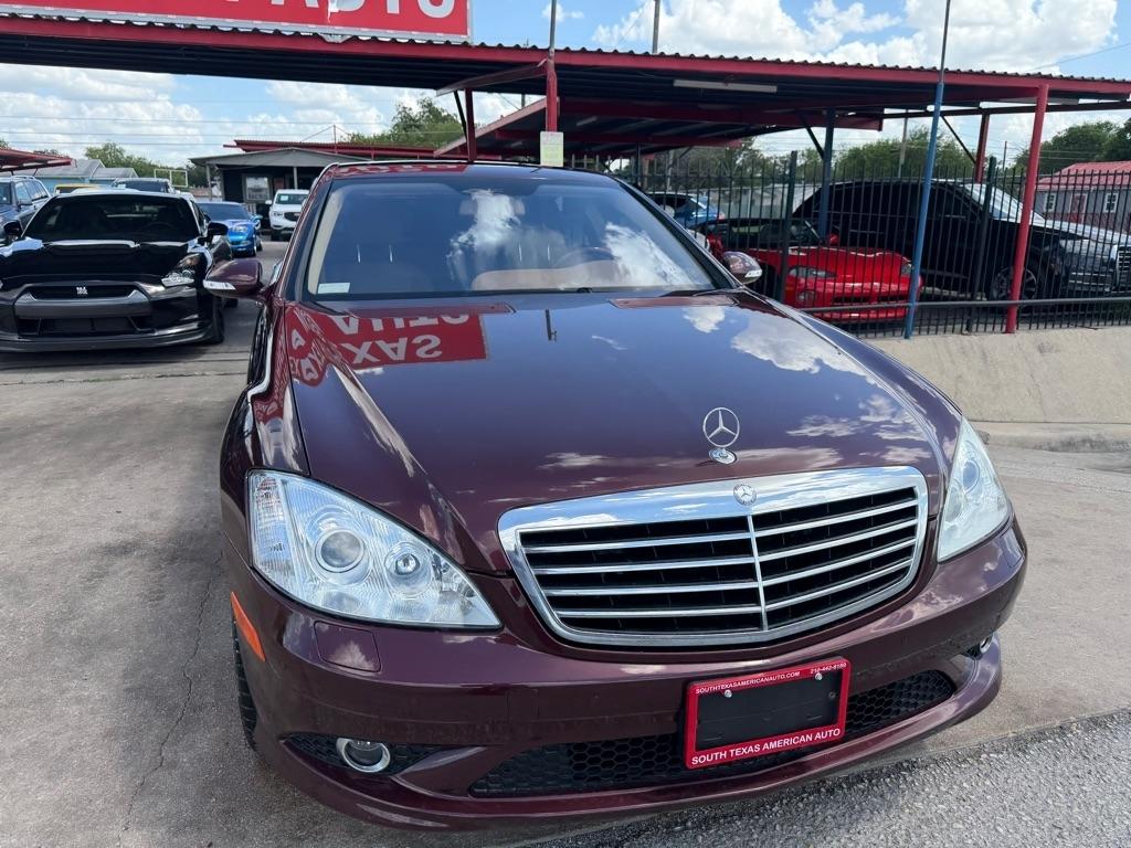 Mercedes-Benz S-Class S550 2008