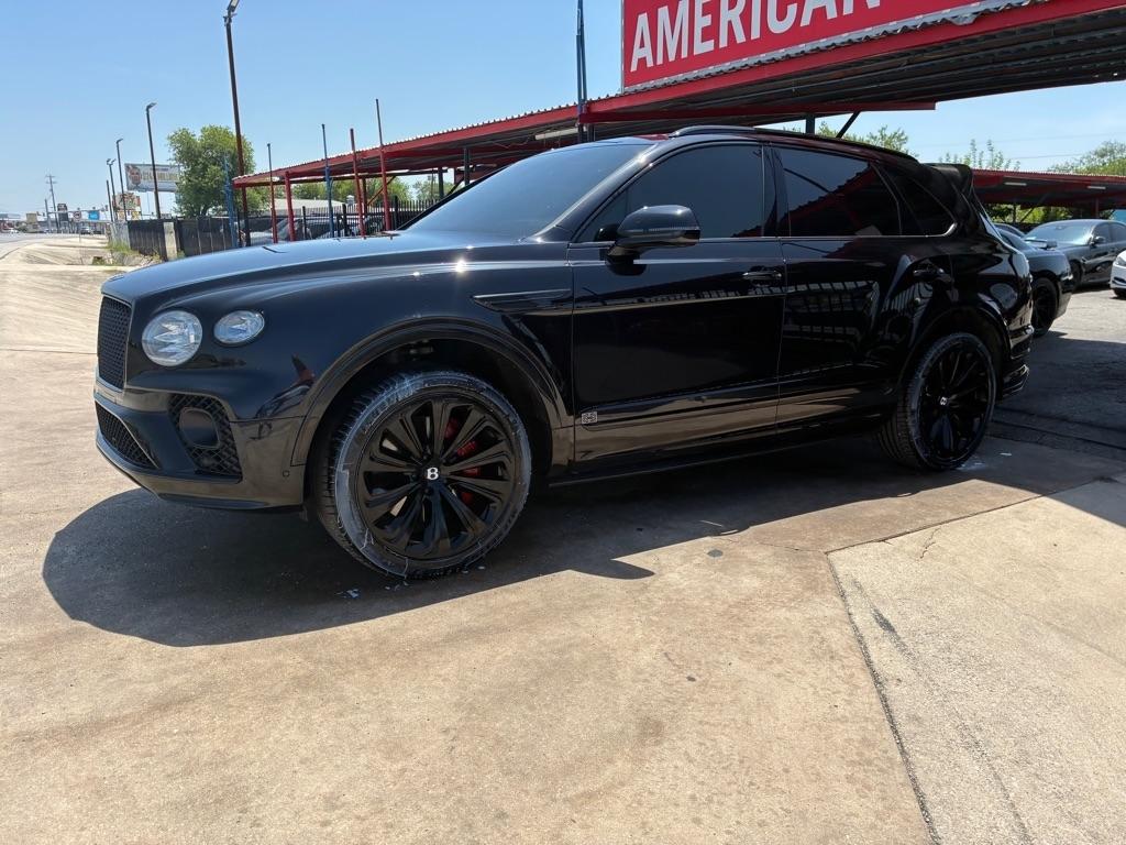 Bentley Bentayga Base 2021