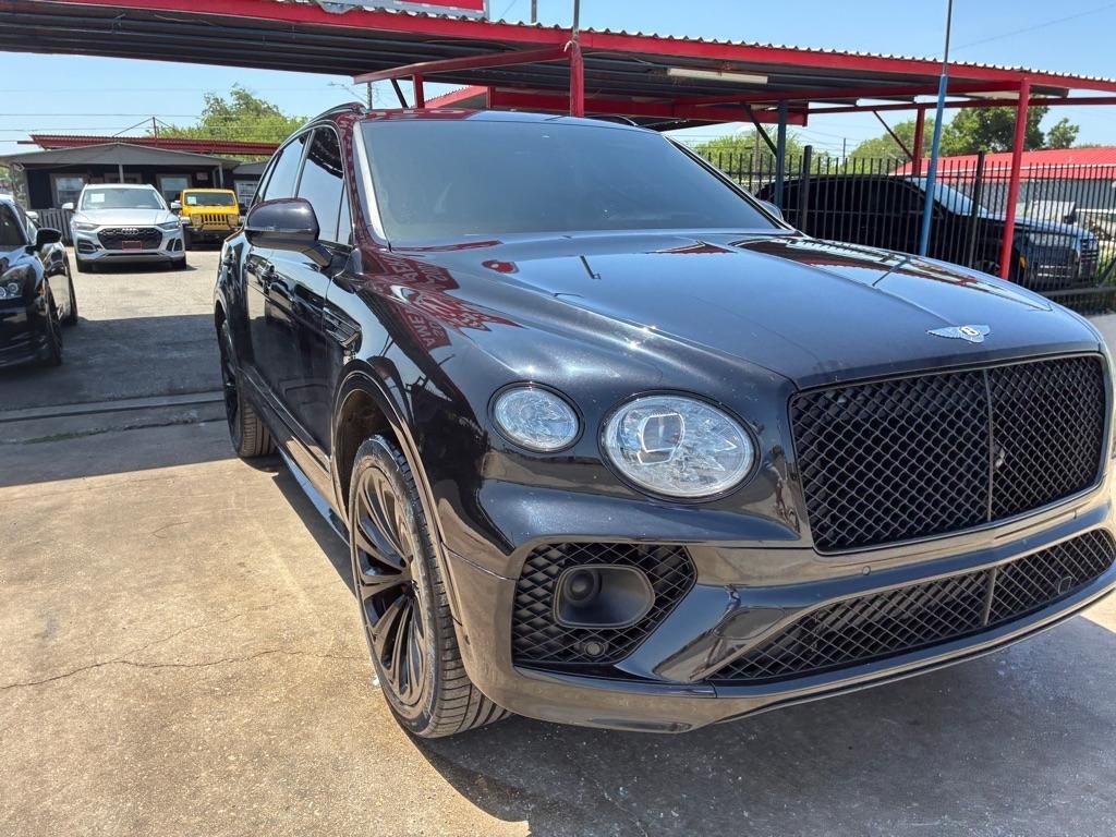 Bentley Bentayga Base 2021