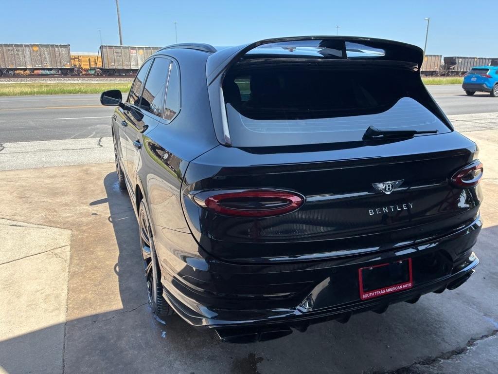 Bentley Bentayga Base 2021
