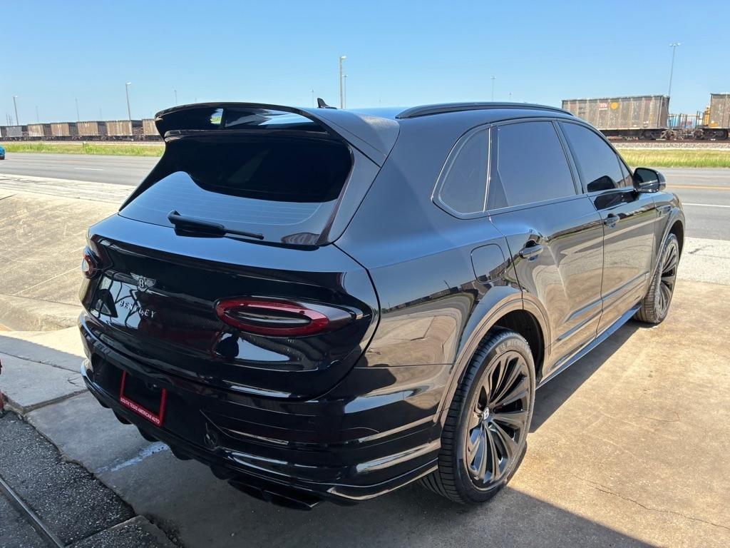 Bentley Bentayga Base 2021