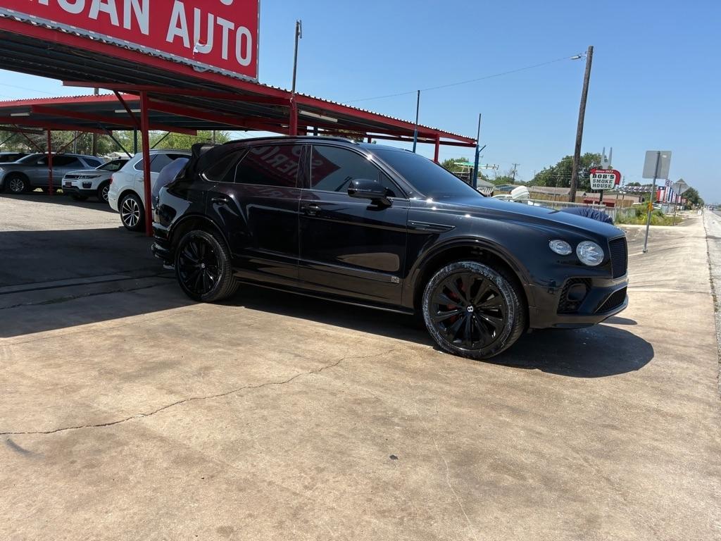 Bentley Bentayga Base 2021