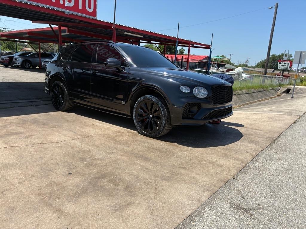 Bentley Bentayga Base 2021