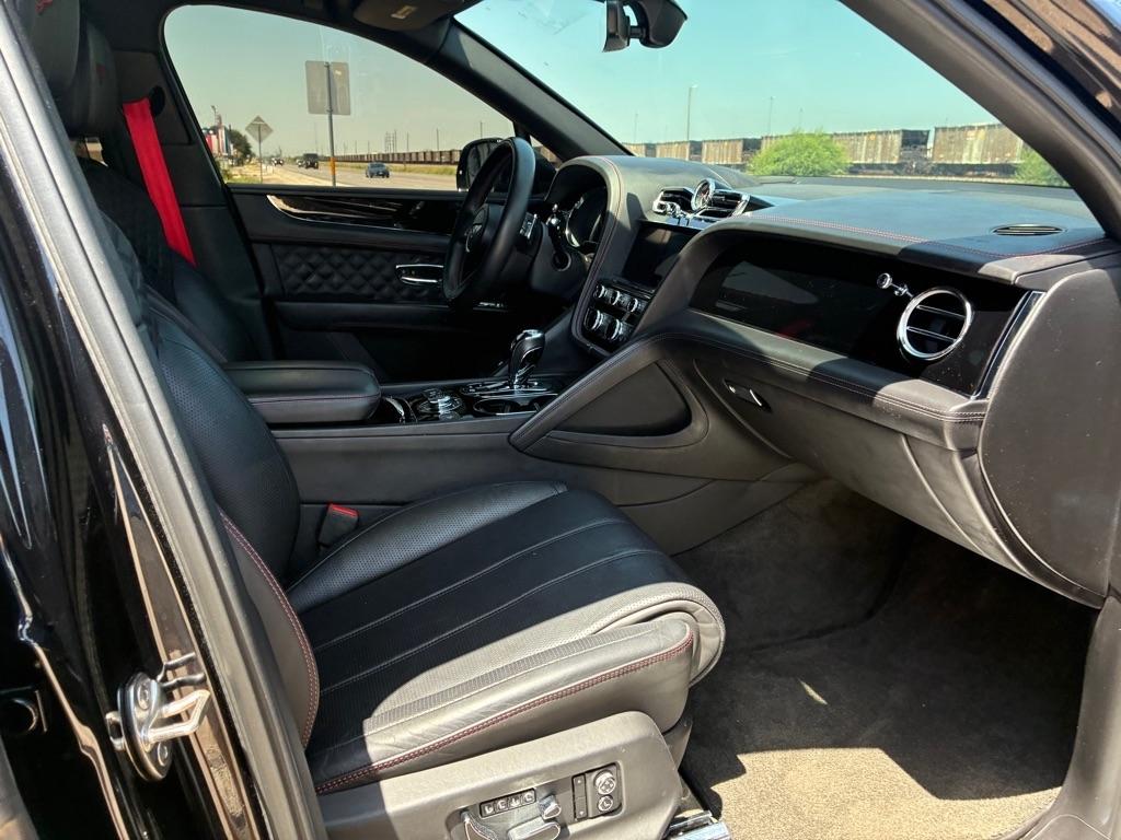 Bentley Bentayga Base 2021