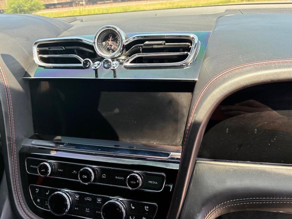 Bentley Bentayga Base 2021