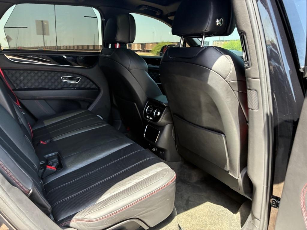 Bentley Bentayga Base 2021