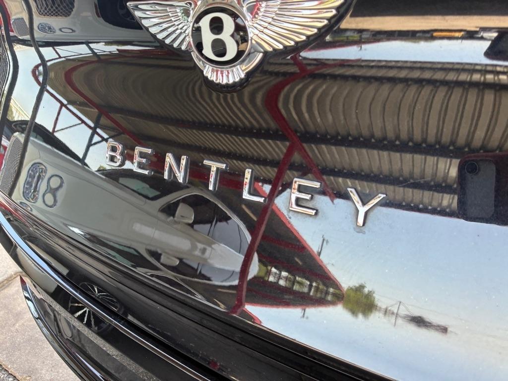 Bentley Bentayga Base 2021