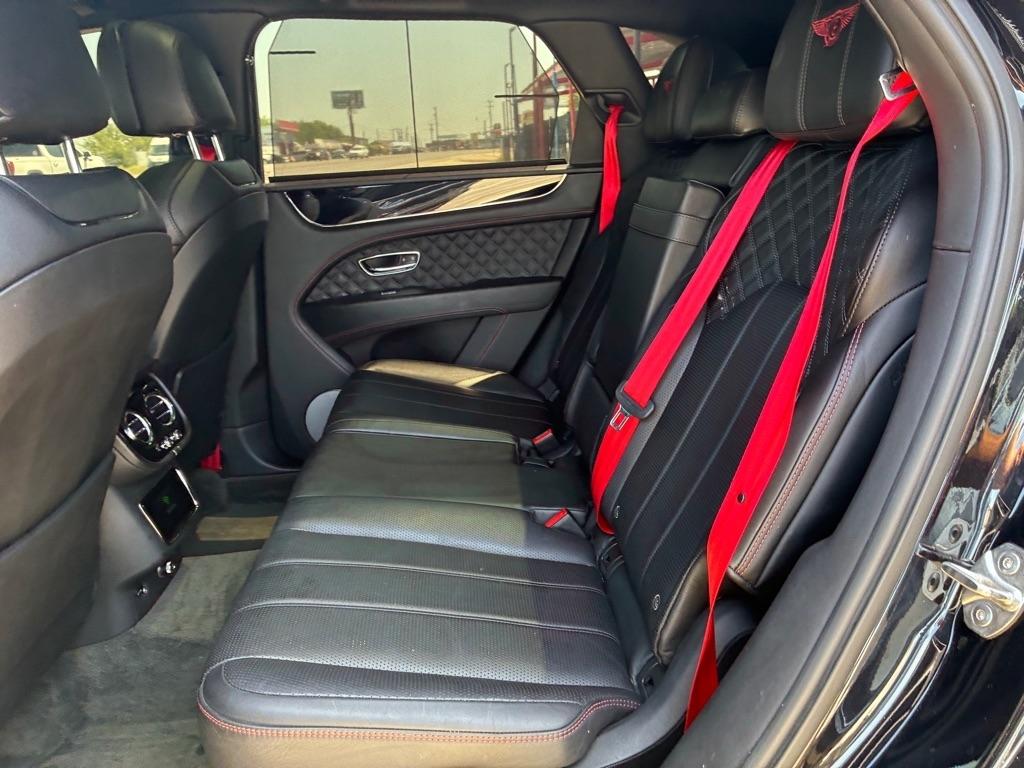 Bentley Bentayga Base 2021