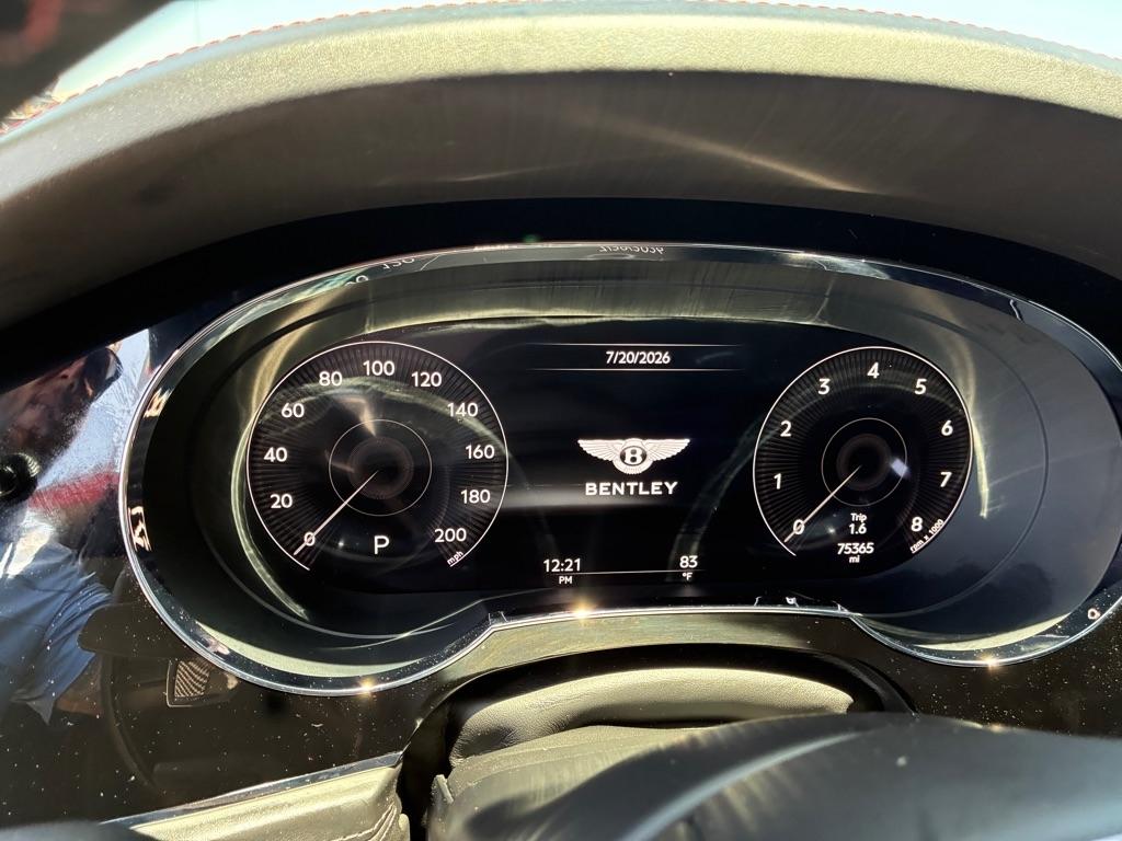 Bentley Bentayga Base 2021