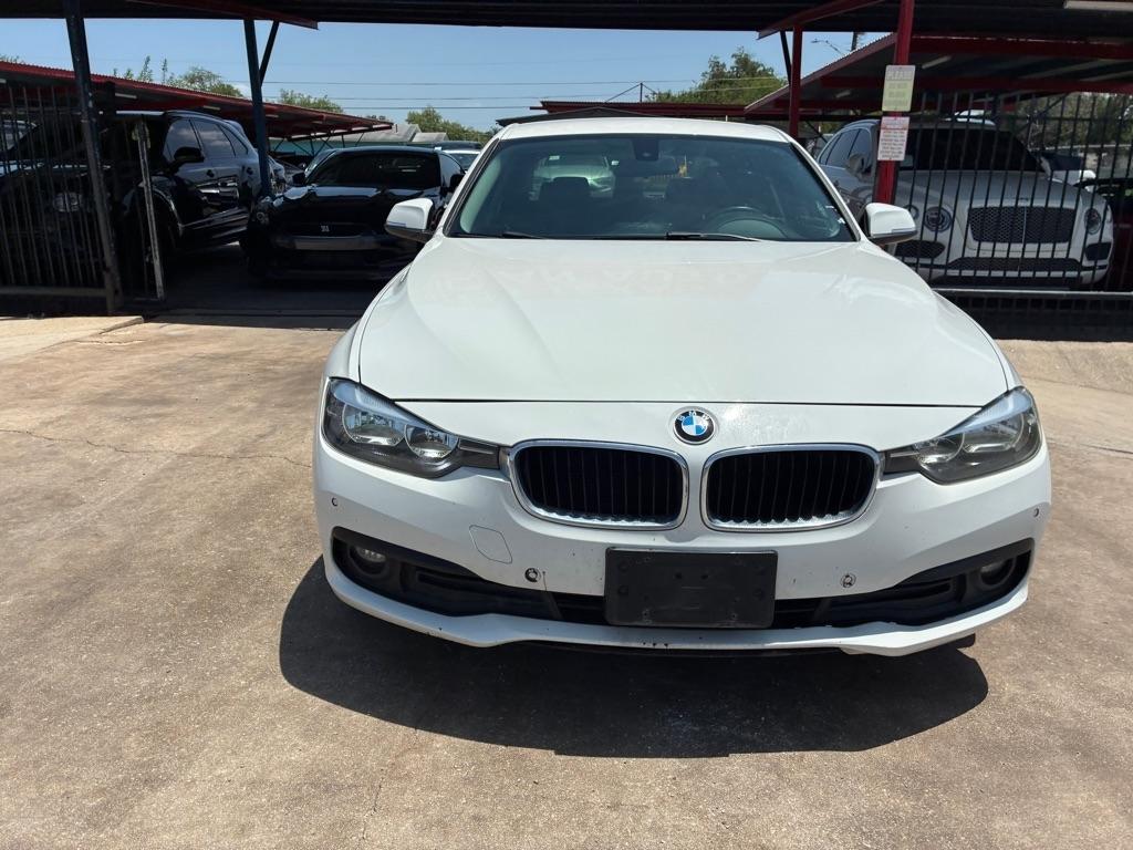 BMW 3-Series 320i Sedan 2017