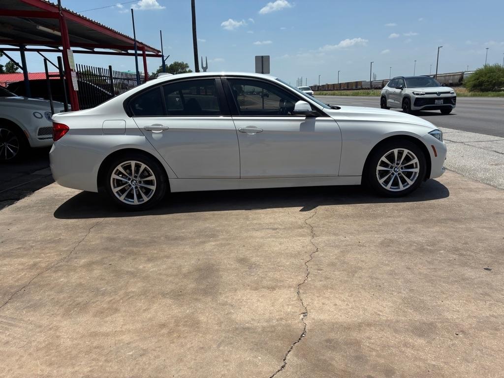 BMW 3-Series 320i Sedan 2017