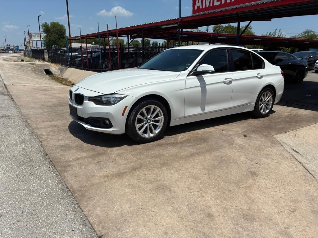 BMW 3-Series 320i Sedan 2017