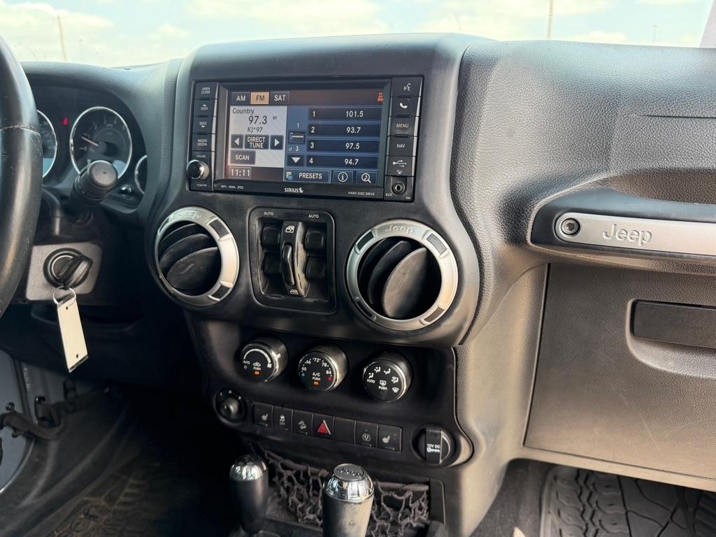 Jeep Wrangler Unlimited Sahara 4WD 2015