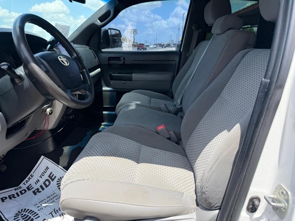 Toyota Tundra Tundra-Grade Double Cab 4.6L 2WD 2012