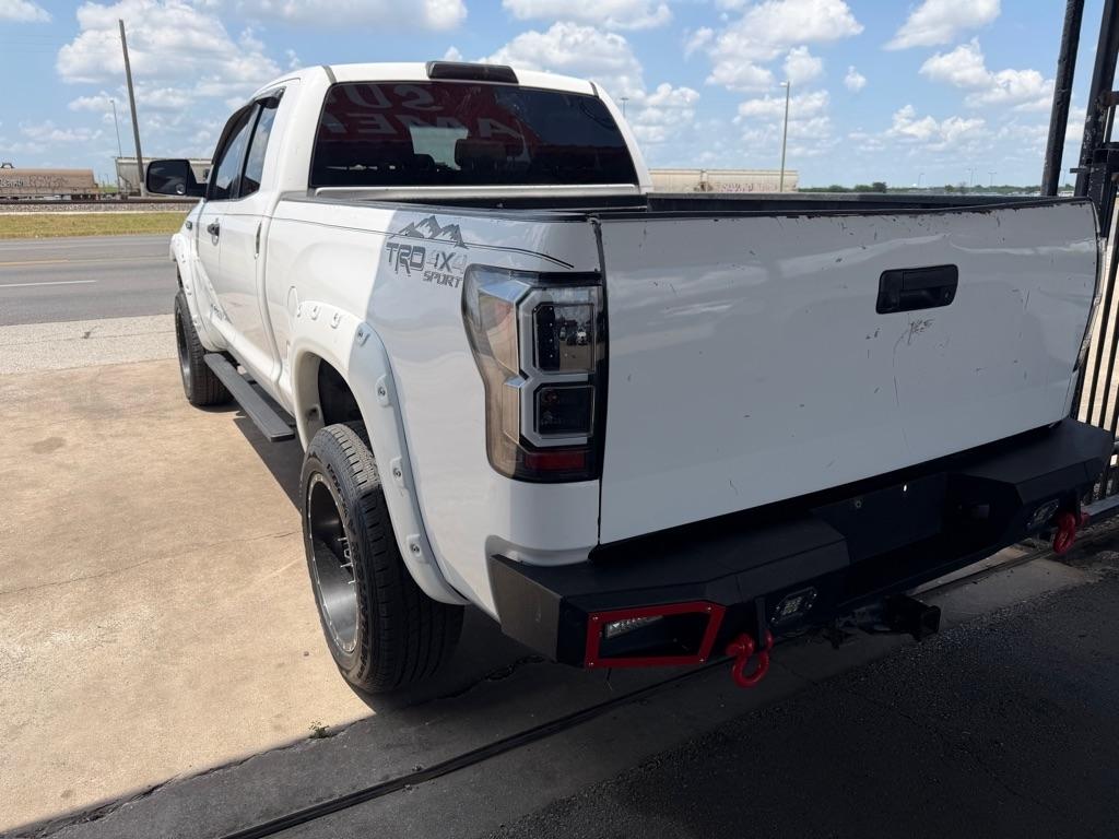 Toyota Tundra Tundra-Grade Double Cab 4.6L 2WD 2012