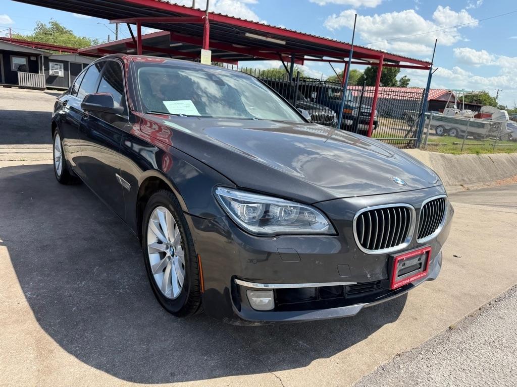 BMW 7-Series 740i 2015