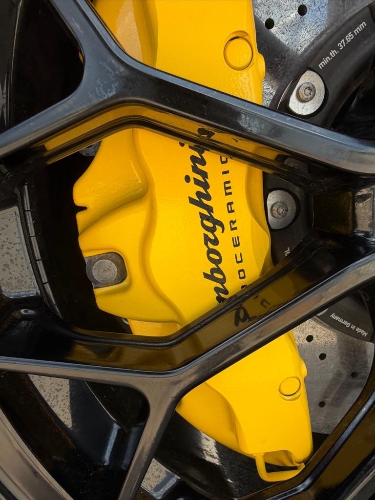 Lamborghini Huracan EVO Spyder 2021