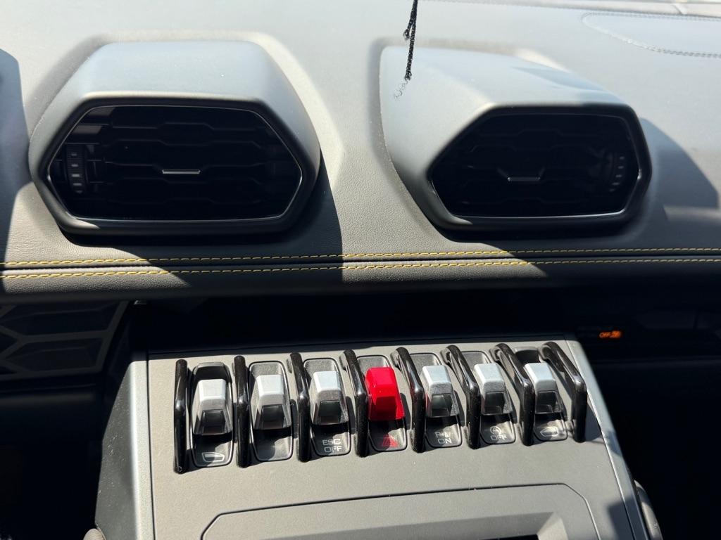 Lamborghini Huracan EVO Spyder 2021