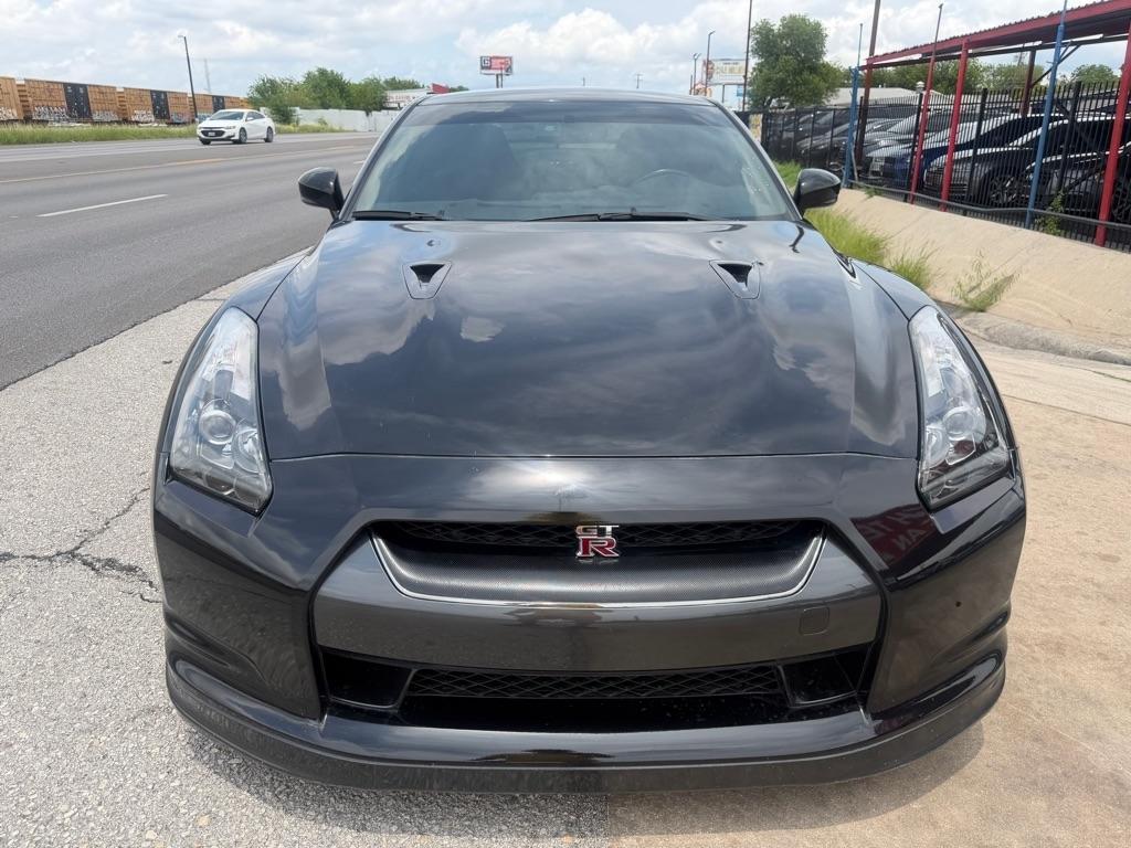 Nissan GT-R Coupe 2010