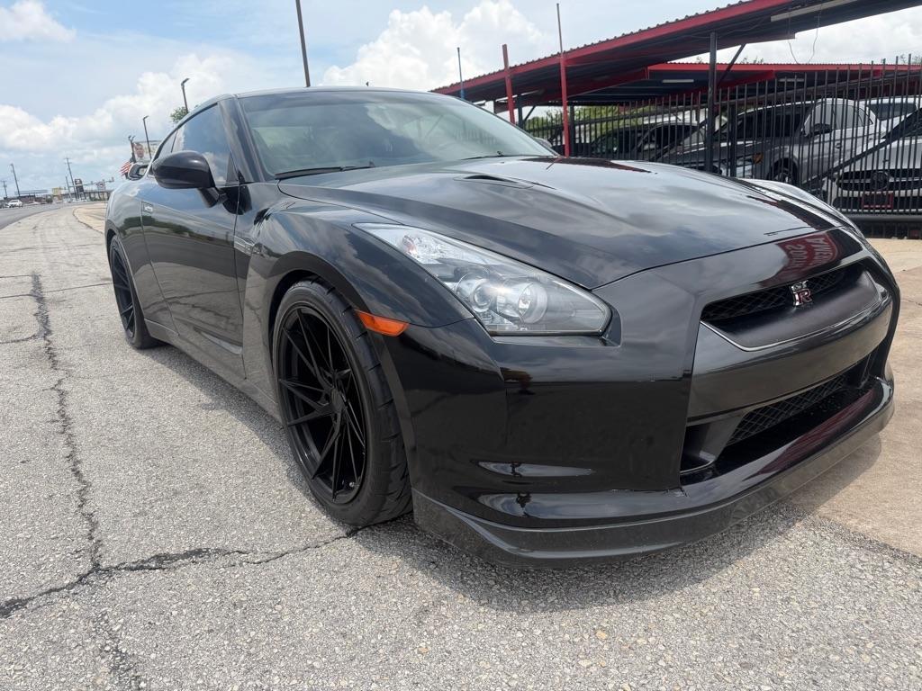 Nissan GT-R Coupe 2010