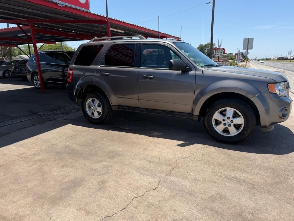 Ford Escape XLT 4WD 2011