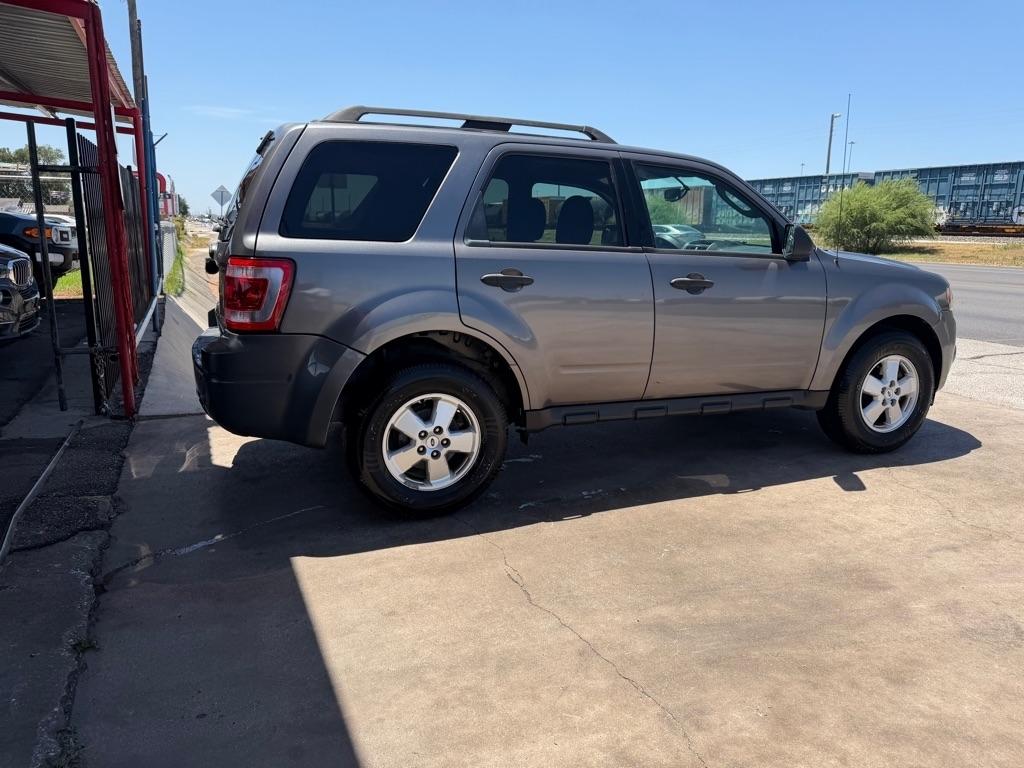 Ford Escape XLT 4WD 2011