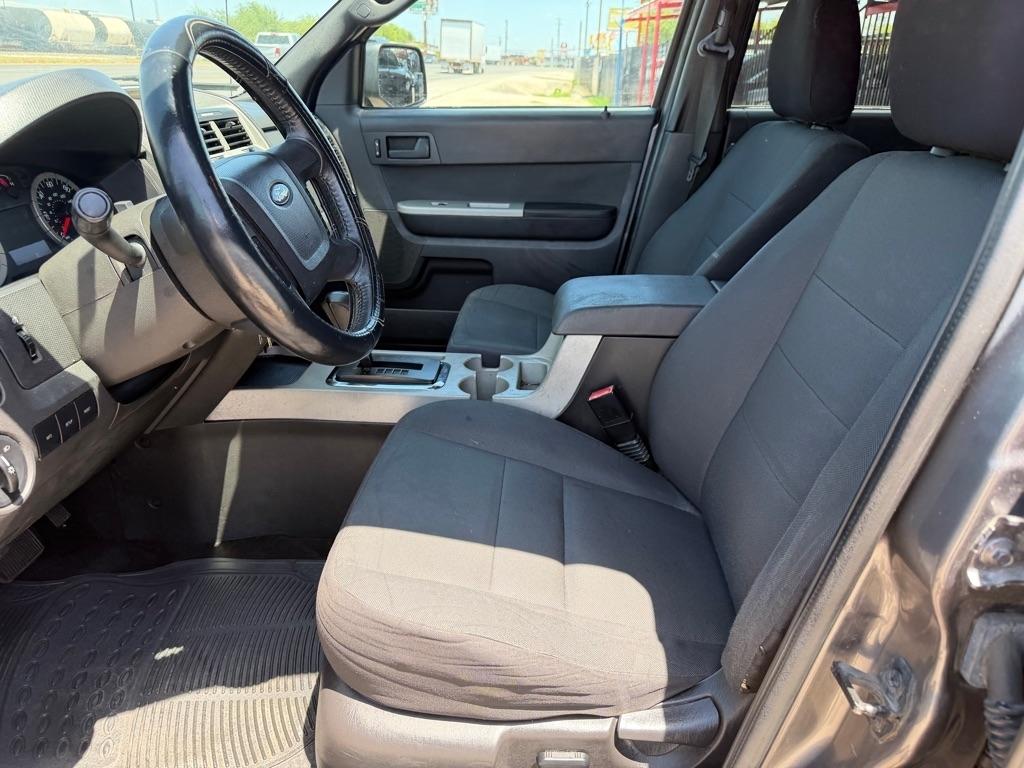 Ford Escape XLT 4WD 2011