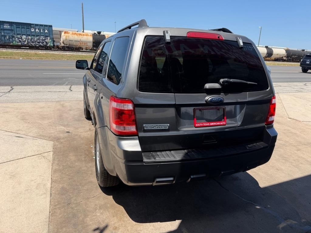 Ford Escape XLT 4WD 2011