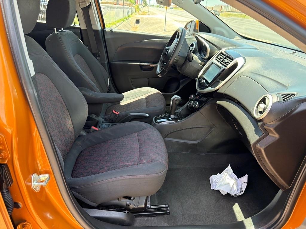 Chevrolet Sonic LT Auto 5-Door 2017