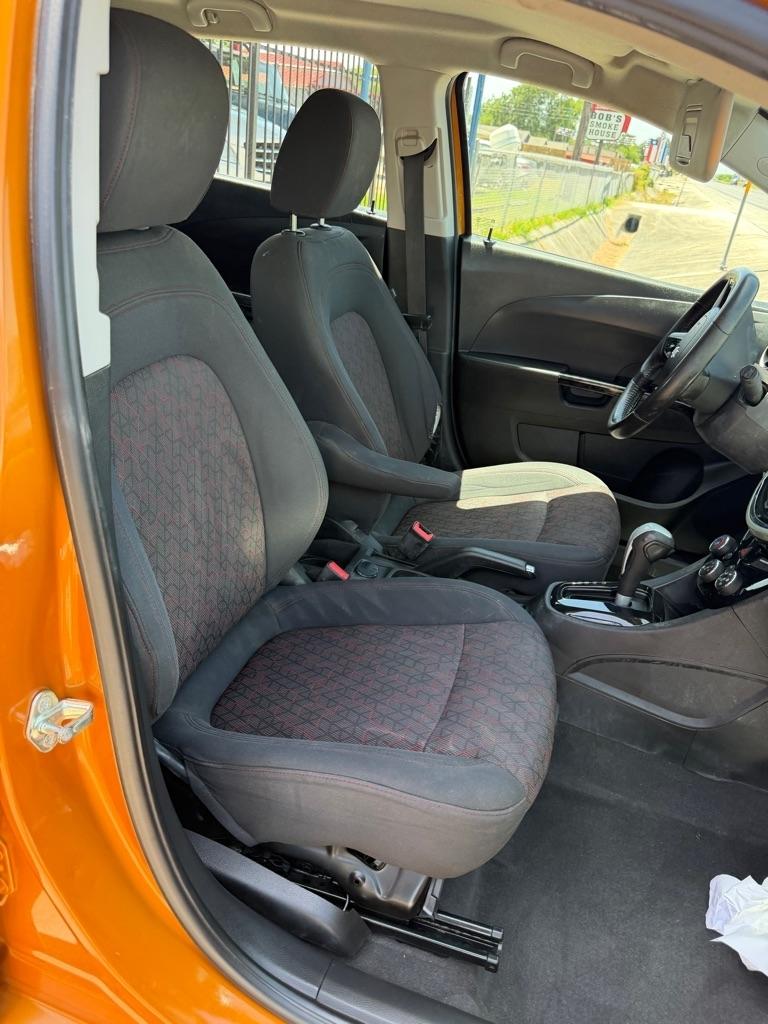 Chevrolet Sonic LT Auto 5-Door 2017