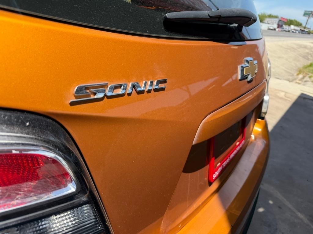 Chevrolet Sonic LT Auto 5-Door 2017
