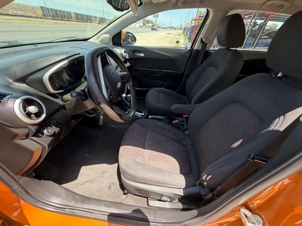 Chevrolet Sonic LT Auto 5-Door 2017