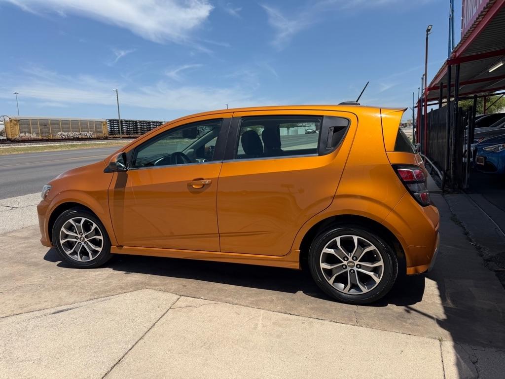 Chevrolet Sonic LT Auto 5-Door 2017