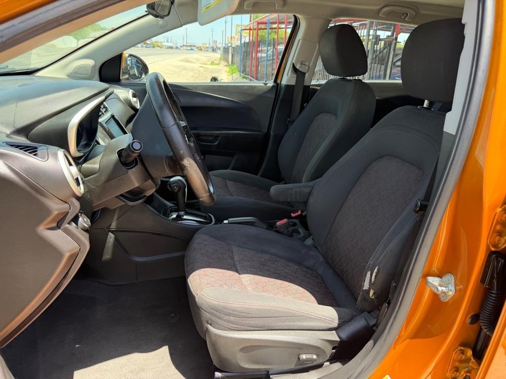 Chevrolet Sonic LT Auto 5-Door 2017