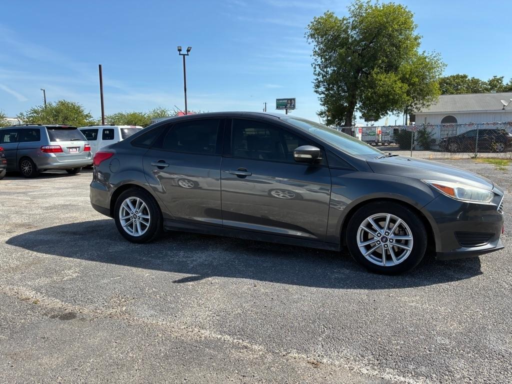 Ford Focus Titanium Sedan 2015