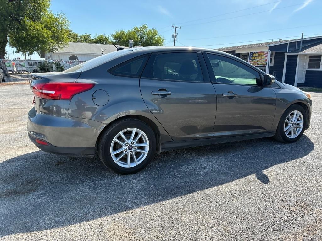 Ford Focus Titanium Sedan 2015