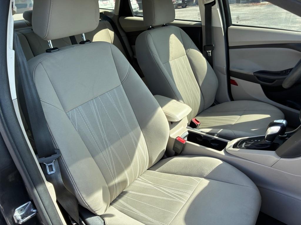 Ford Focus Titanium Sedan 2015