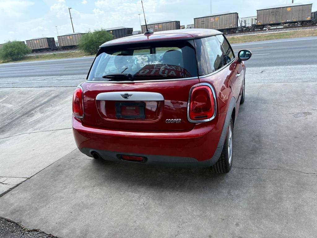 MINI Cooper Base 2015