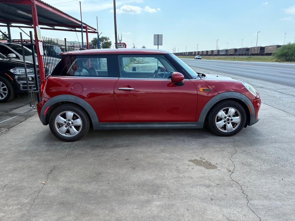 MINI Cooper Base 2015