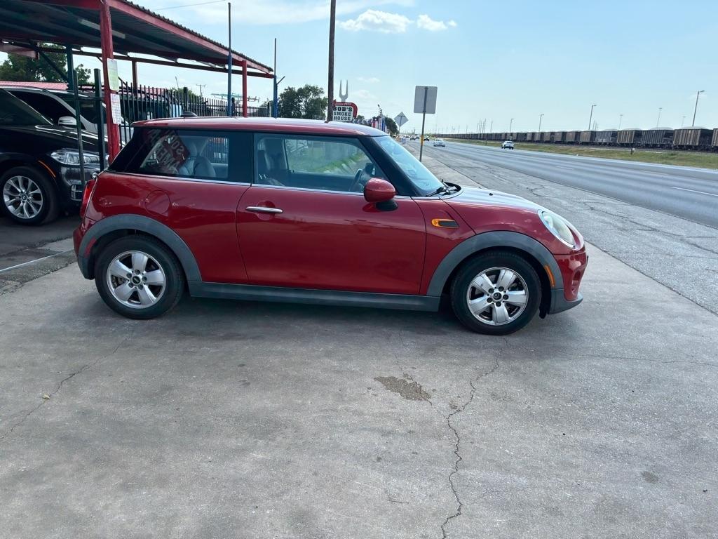 MINI Cooper Base 2015