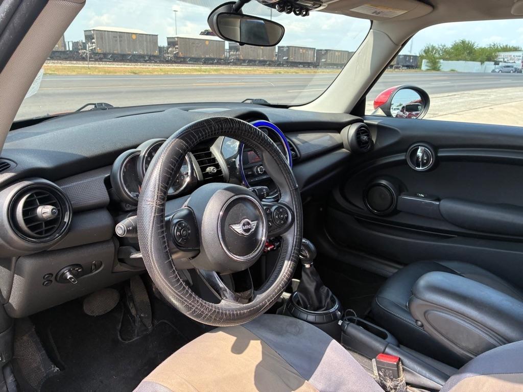 MINI Cooper Base 2015