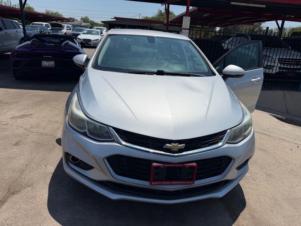 Chevrolet Cruze LS Auto 2018
