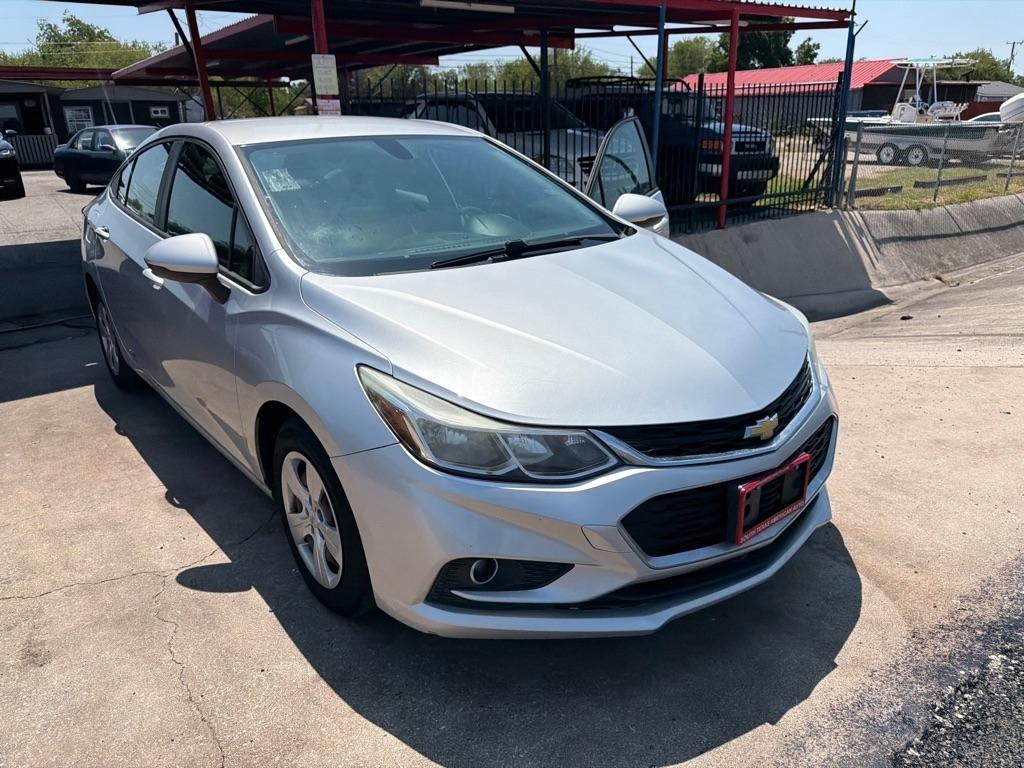 Chevrolet Cruze LS Auto 2018