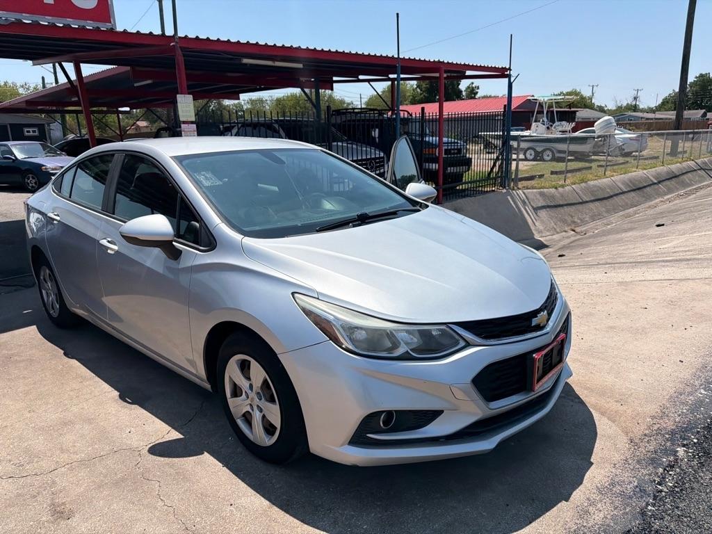 Chevrolet Cruze LS Auto 2018