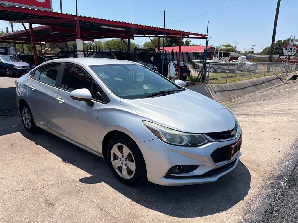 Chevrolet Cruze LS Auto 2018
